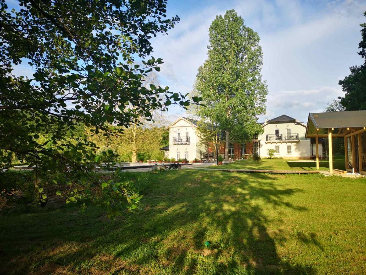 Varga Villa Orfu Exterior photo